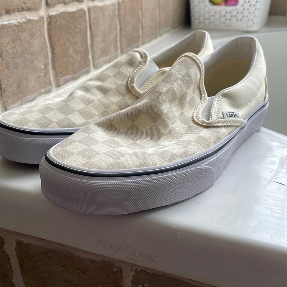 Tan Checkered Slip On Classic Vans NWOT